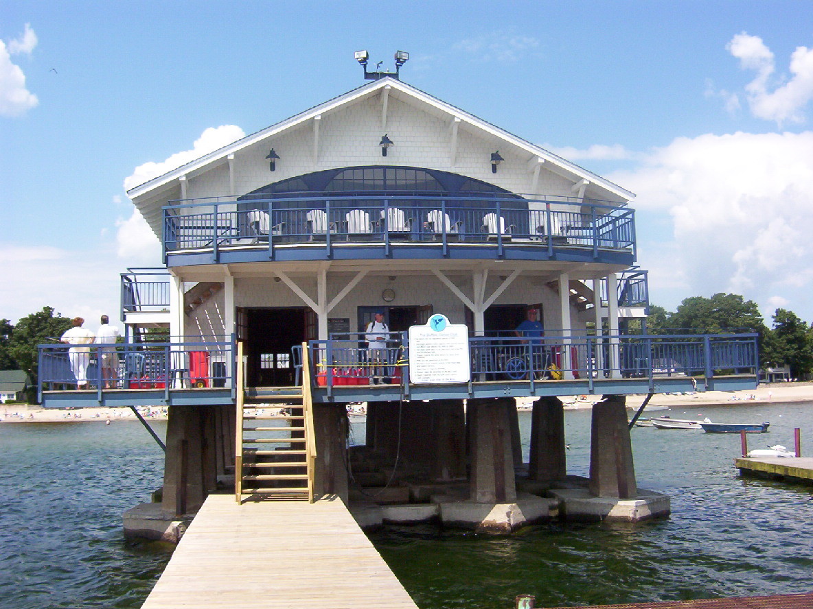Canada's Sprint Canoe Clubs